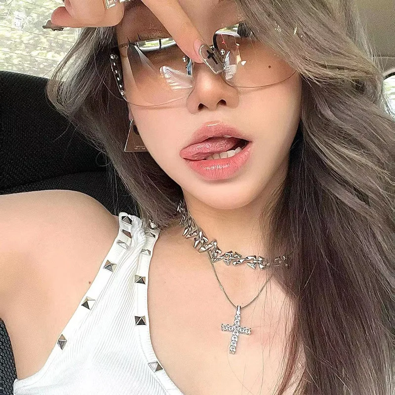 

New Sunglasses Luxury Brand Design Fashion Y2K Women Men Sunglasses Camp Cycling Fishing Retro Frameless Shades Diamond Eyewear