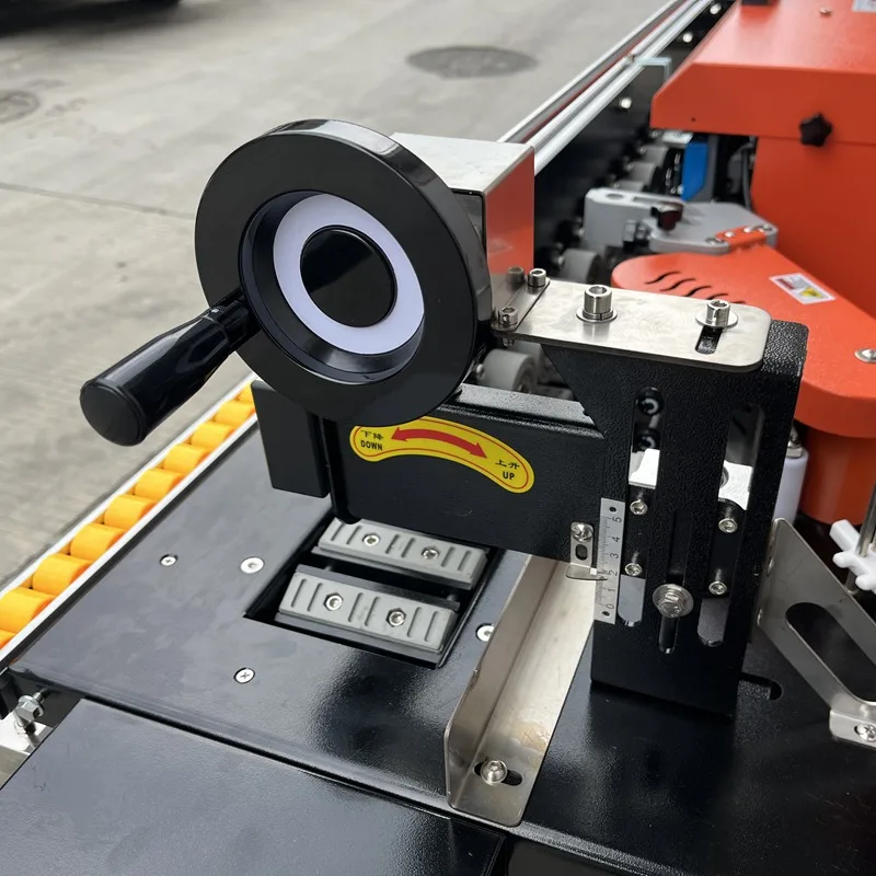 2025 Hot Selling Edge Banding Machine 220V/110V  Provided Leather Edge Folding Gluing Machine Manual Pvc Gluing Machine