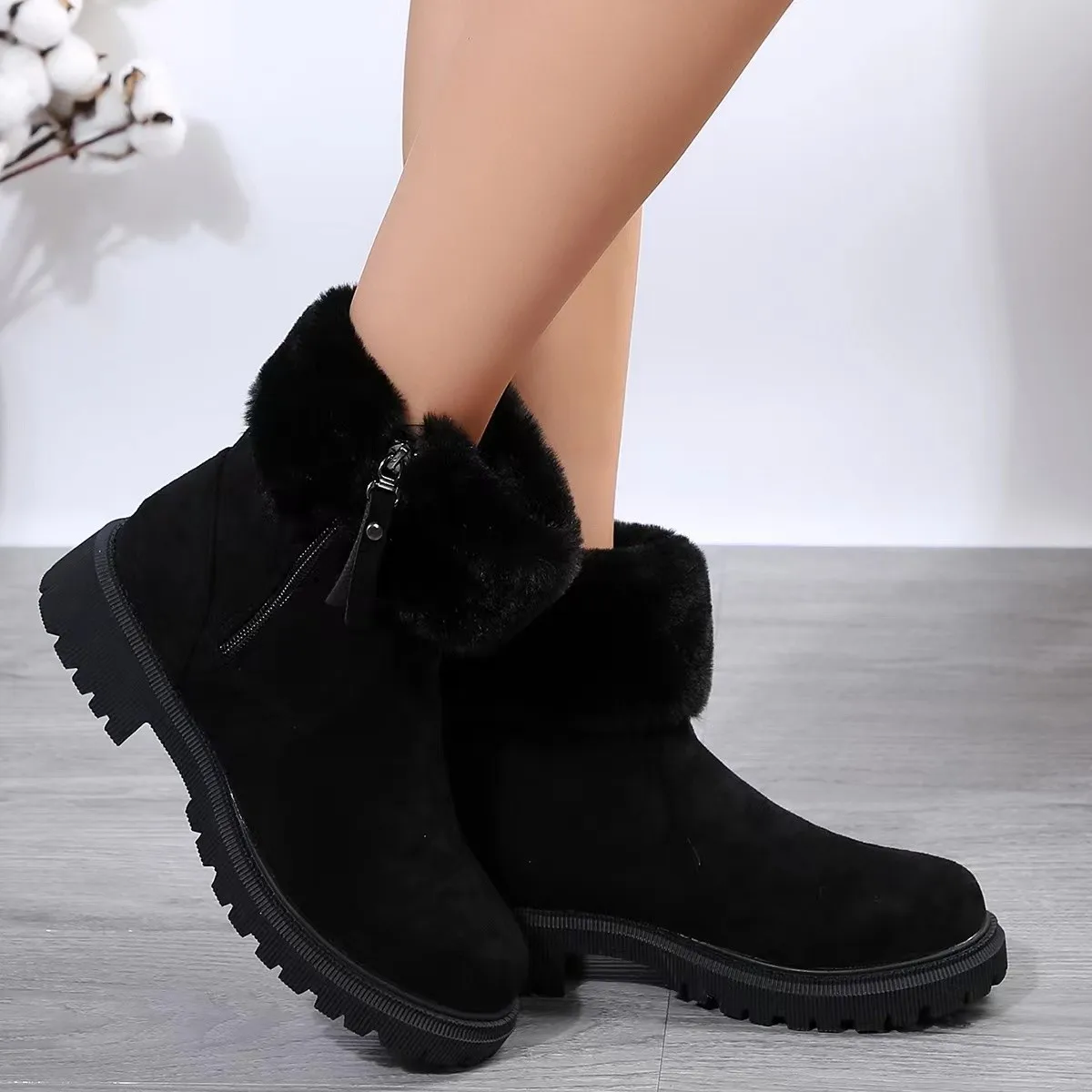 Thick Plush Snow Boots Women Faux Suede Non-slip Winter Boots Woman Keep Warm Cotton Padded Shoes Platform Ankle Booties