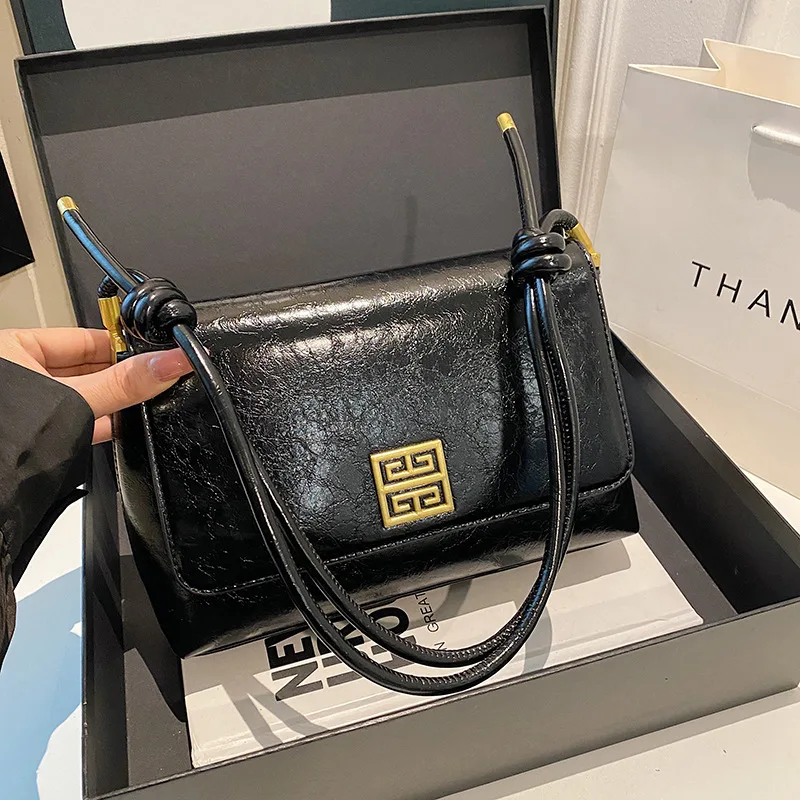 

Fashion Designer Luxury Armpit Bag Women's New High-end Simple Shoulder Messenger Bag Large-capacity Commuter Tote Bag