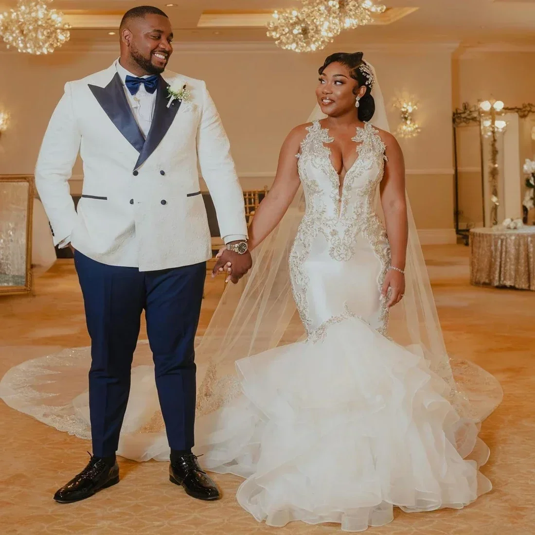 

Индивидуальное свадебное платье с V-образным вырезом, украшенное блестящими кристаллами и аппликациями, многослойное, из органзы, для полных невест, фасон «русалка»