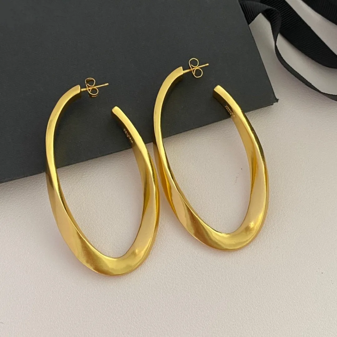 

European and American style exaggerated, simple, fashionable, retro oval earrings