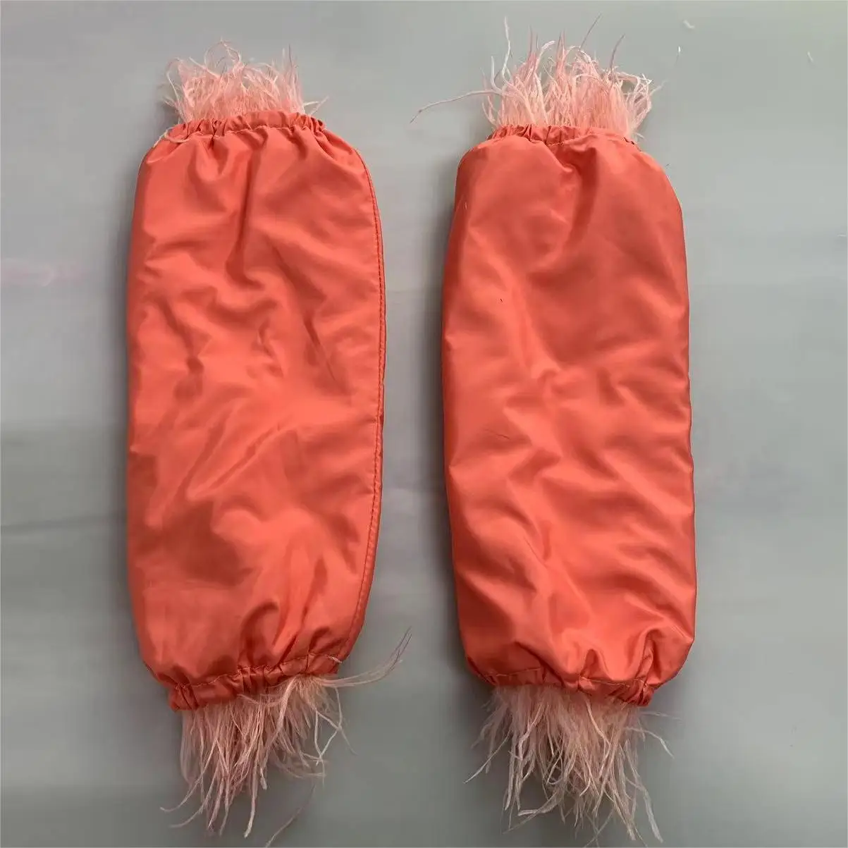 Polsini per guanti con maniche da braccio in piume di struzzo per feste, pelosi di lusso, accessorio di moda soffice, peluria pesca, lunghezza 30 cm, una coppia