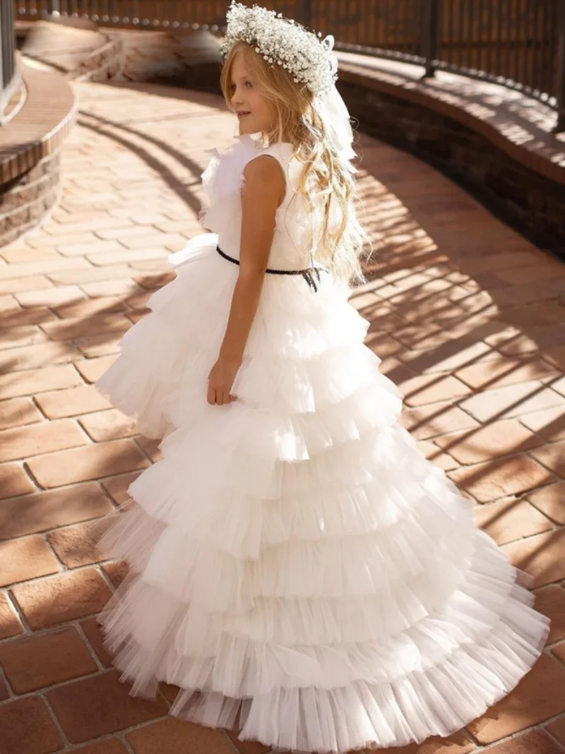 

Flower Girl Dress Sleeveless White Layered Puffy Tulle Gown Kids Wedding Party Dress First Communion Dress with Detachable Train