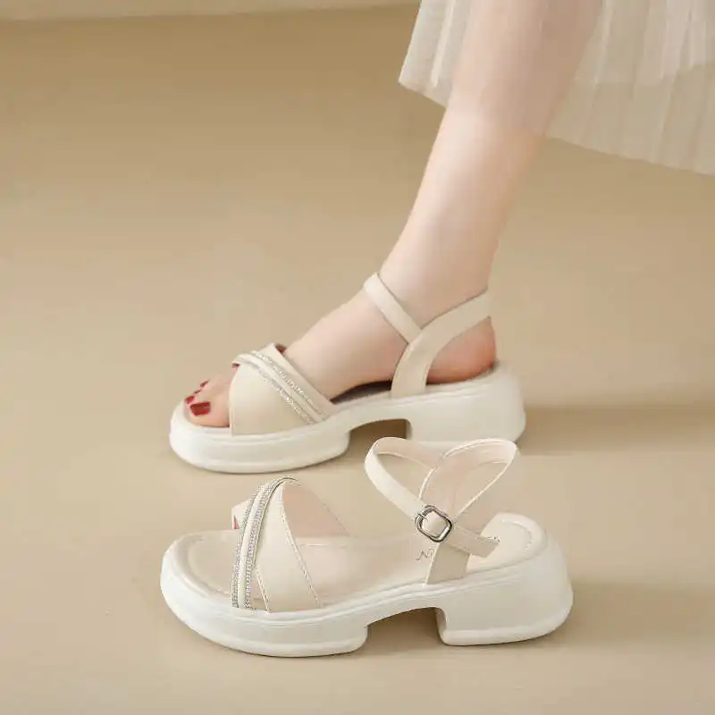 Весенние женские ботинки с круглыми ногами, тапочки, сандалии босиком, кроссовки для женщин, спортивные кроссовки на улице, новогодняя улица