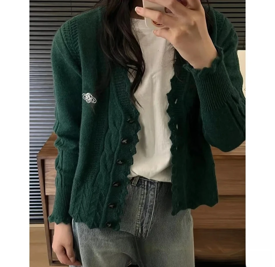 เสื้อคาร์ดิแกนถักคอวีปักลายดาวเสาร์สไตล์วินเทจคุณภาพสูง เสื้อคลุมอเนกประสงค์ทันสมัยผสมผสานขนสัตว์