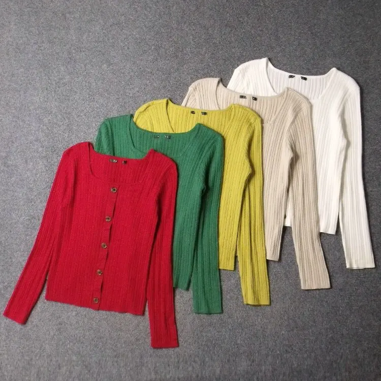 ソフトで伸縮性のある細針リブニットウェア スクエアカラー フェイクオープンカーディガン オールマッチ オルムサイズ オルトスイートスレ