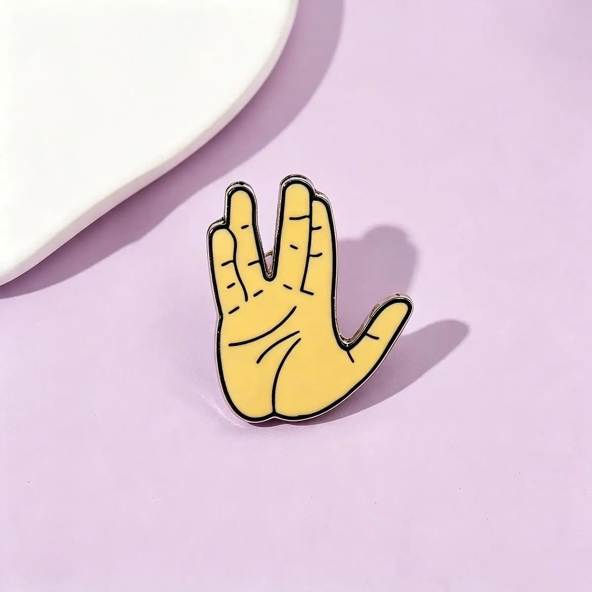 Movie St-Star X Trek Vulcan Salute Enamel Brooch Cartoon Backpack Lapel Metal Badge Cosplay Clothing Jewelry Accessories Gifts