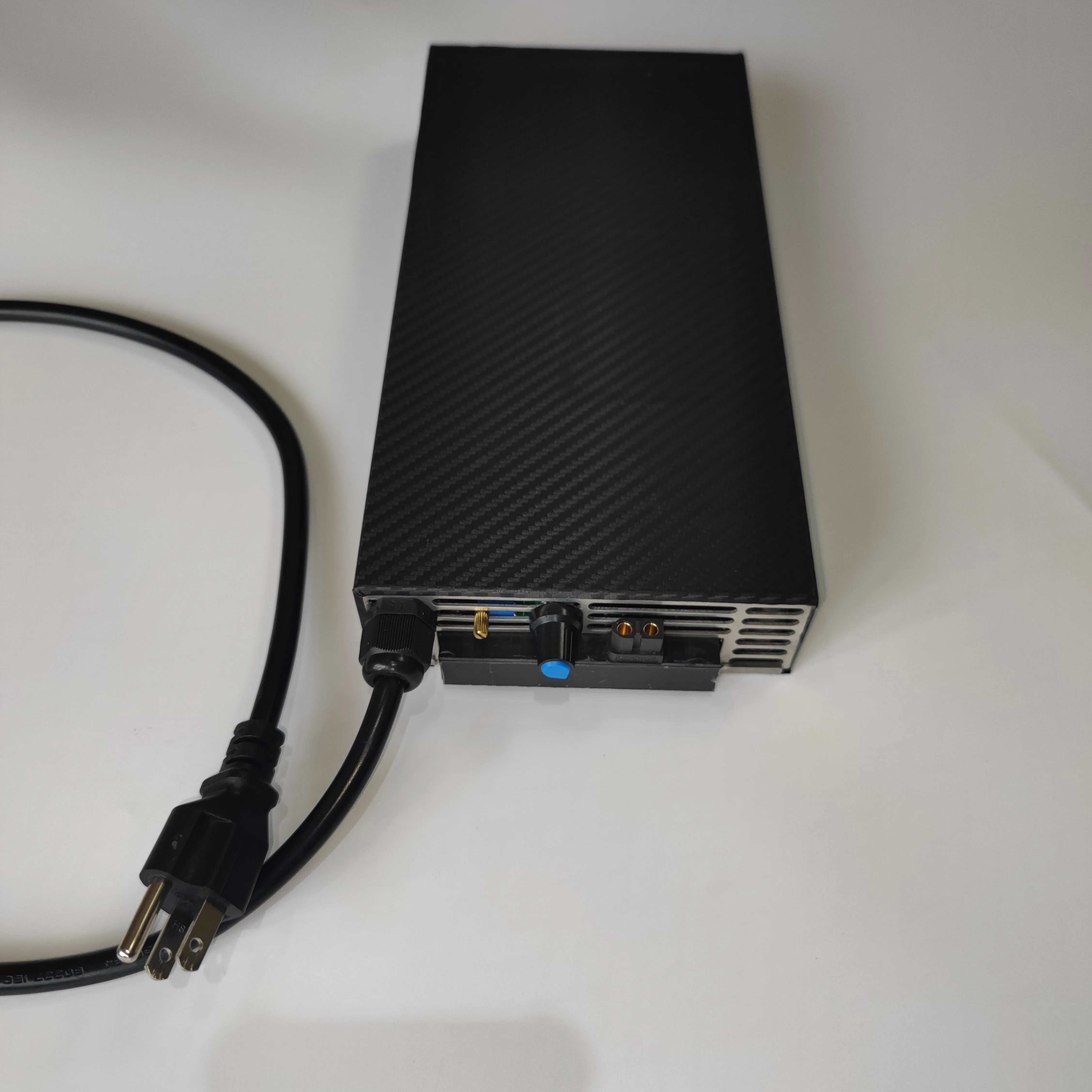 Lithium Battery Charger Power 0-140V 0-25A Adjustable Charger 90v 134v 126v LI-ION Lithium Lifepo4 Battery Pack Charger