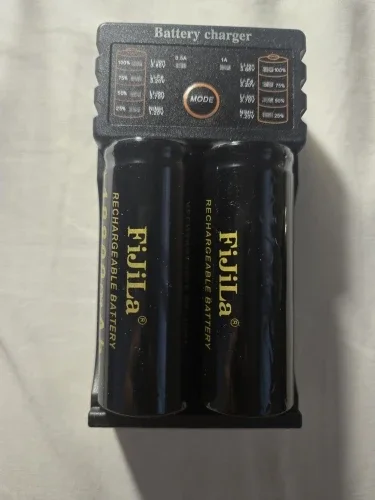 

“”||“！！！~ large capacity high quality 26650 battery 18800mAh 3.7 V 50A lithium ion battery for 26650 LED flashlight + charger