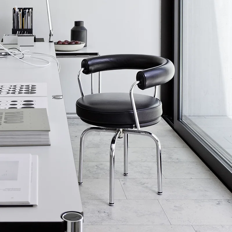 Viral Bauhaus LC7 M… - image