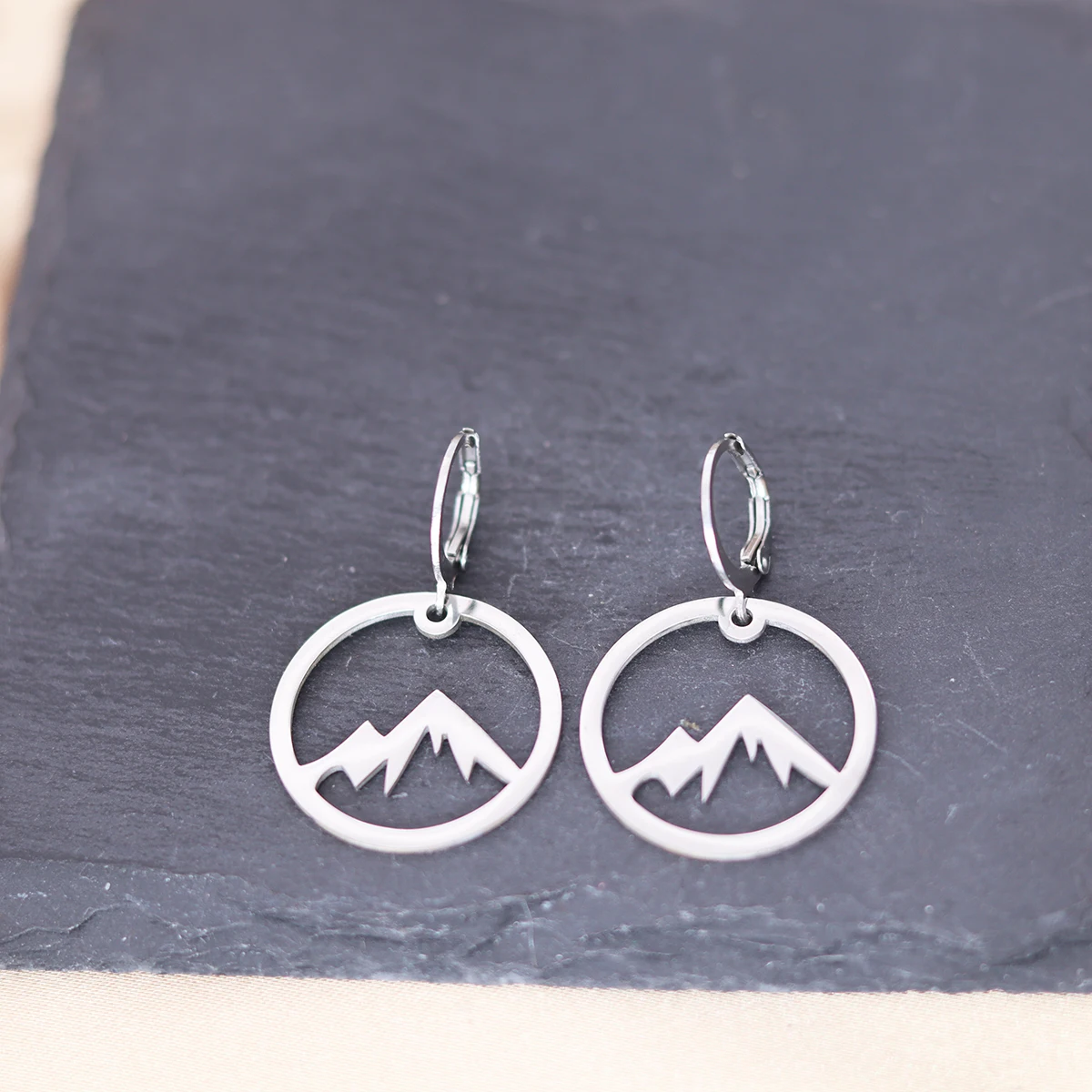 Kinitial Stainless Steel Pendant Earrings Mountain Boho Snowy Mountain Earring for Womens Skiers