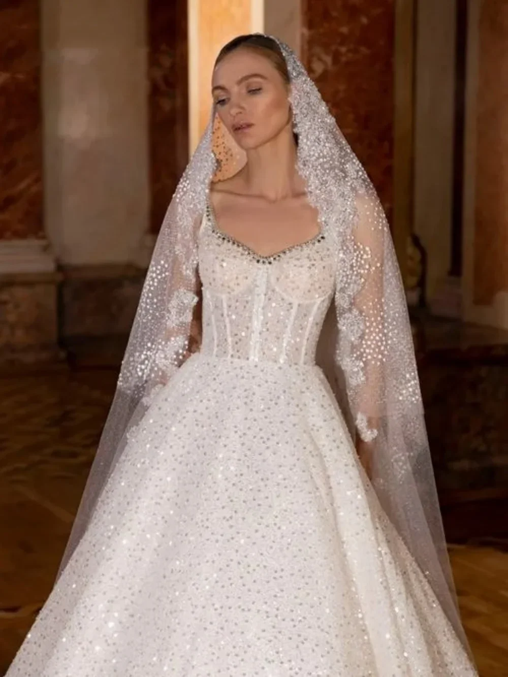 

Flavinke Customzied Sexy Spaghetti Strap Bridal Gown Romantic Sleeveless Wedding Dresses 2025 Shiny A-line Floor-Length Gown
