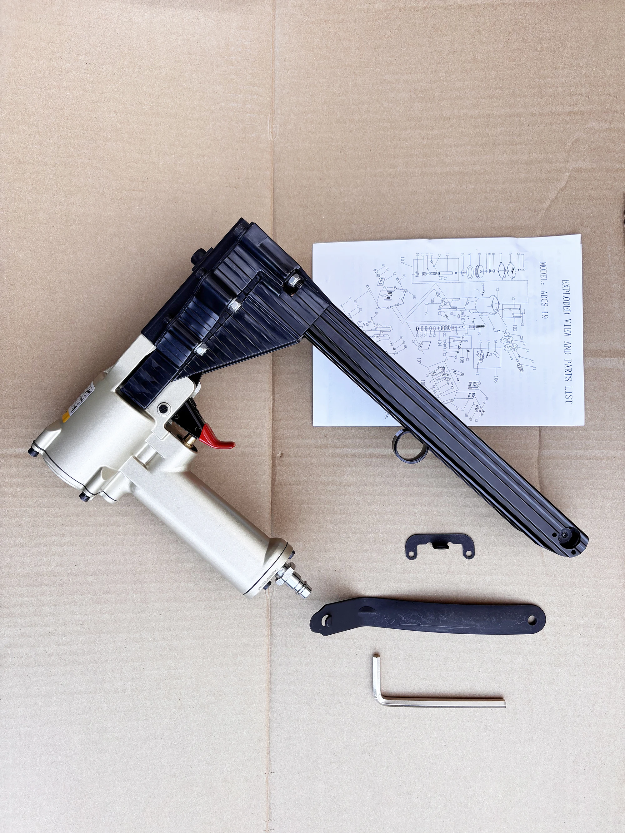 Pneumatic Carton Closing Stapler Top Carton Staple Gun for 3515 3518 ADCS-19