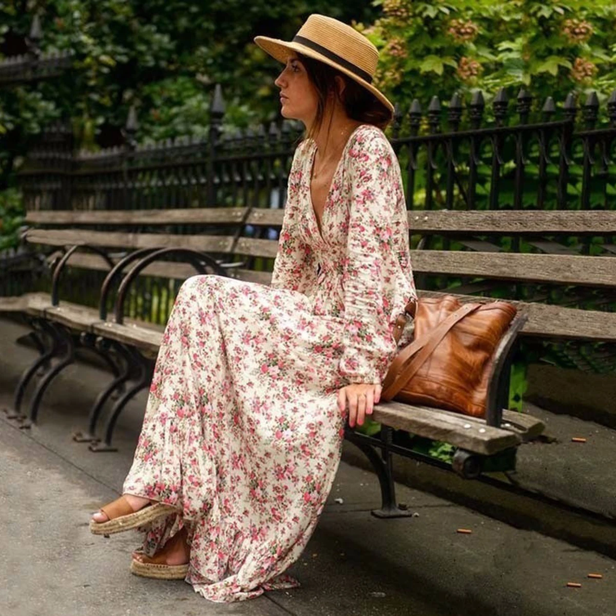 Vestido largo bohemio con estampado Floral para mujer, ropa informal de manga larga con cuello de pico profundo, Estilo Vintage, primavera 2023