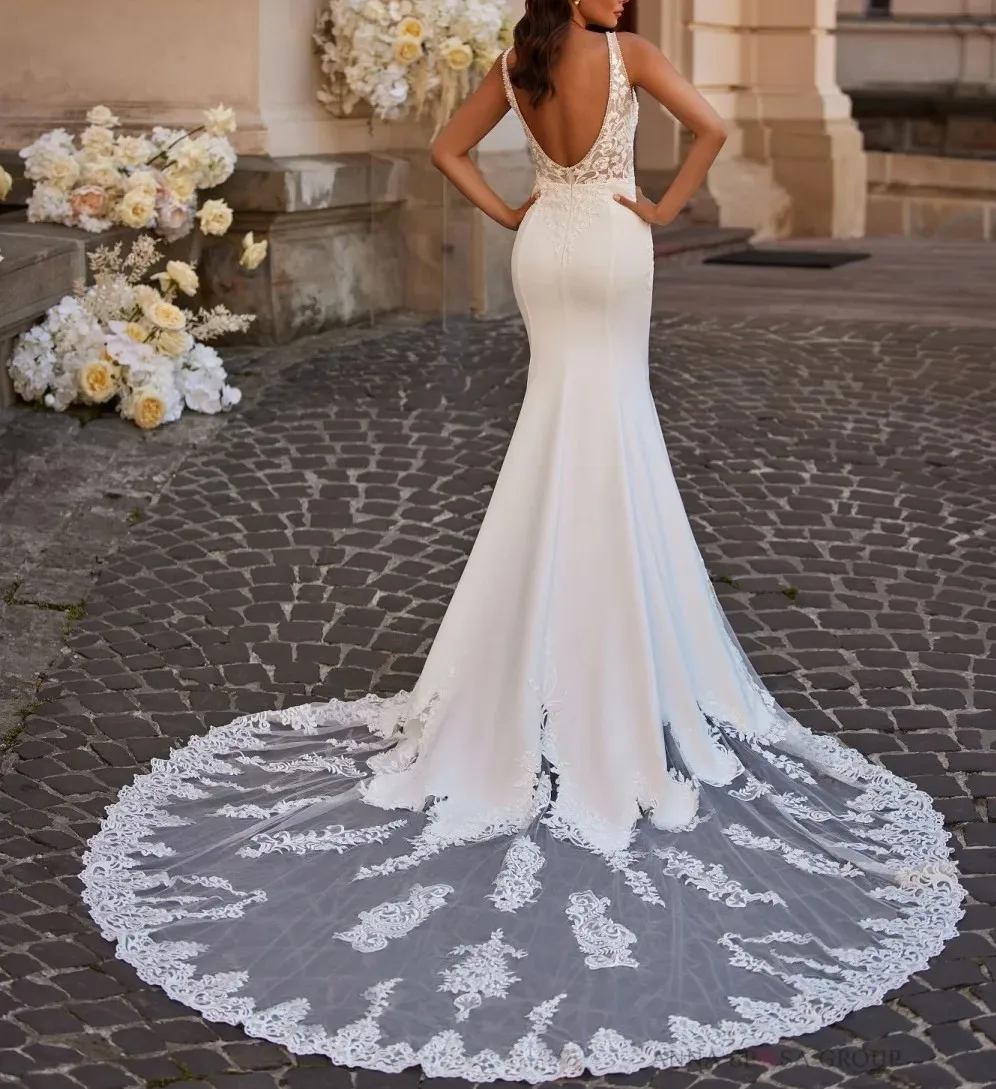 

New Mermaid Wedding Dress V-neck Open Back Lace Appliques Satin Princess Bridal Gowns Boho Garden Vestidos De Noiva