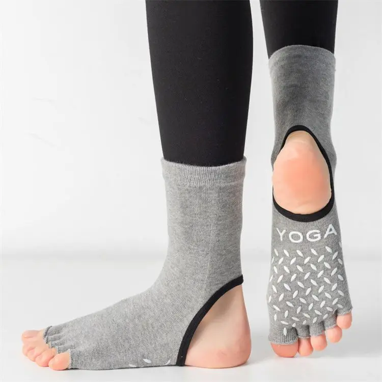 Yoga Socks Split-toe Five-finger Medium Tube Sports Sock Non-slip Silicone Particles Open-toe Heel Pilates Fitness Floor Socks