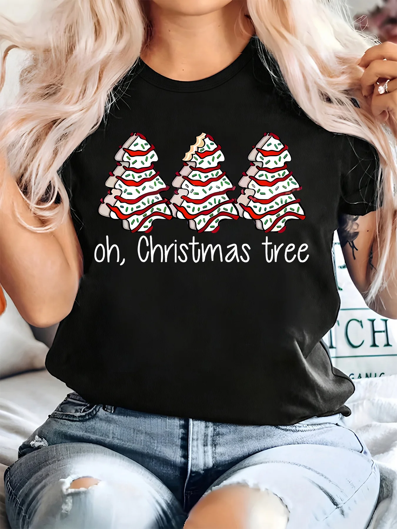 

Women's Christmas Tree Graphic Oh Christmas Tree Text Print Women Short Sleeves Top Roundneck Y2K Tshirt Casual Clothing