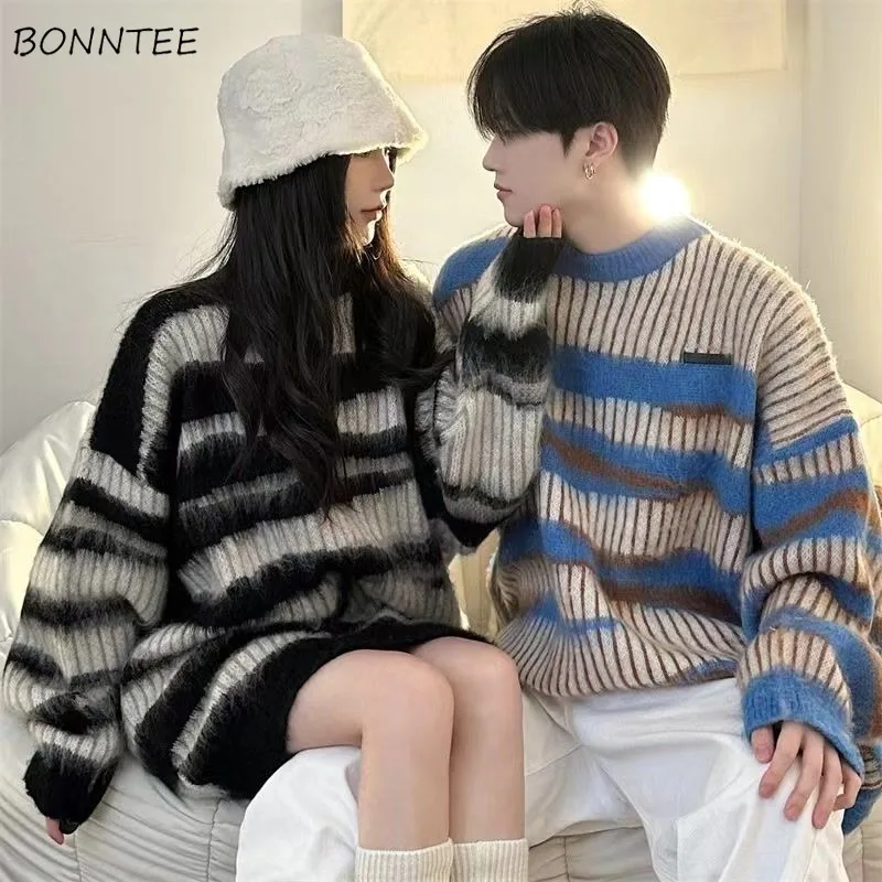 

Пуловеры мужские повседневные для пар в корейском стиле с длинным рукавом осень-зима в полоску мешковатые уютные уличные винтажные вязаные с круглым вырезом