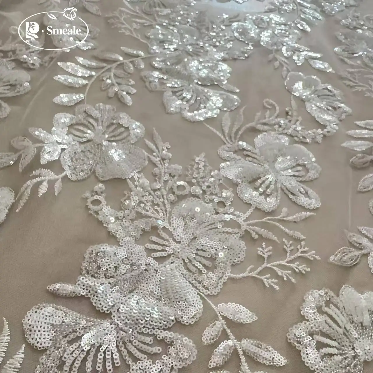 1 Meter. Neuer französischer Pailletten-Spitzenstoff, bestickte Blumenborte für Hochzeitskleider, DIY-Nähzubehör, Spitzenstoff als Meterware. – Detail 7