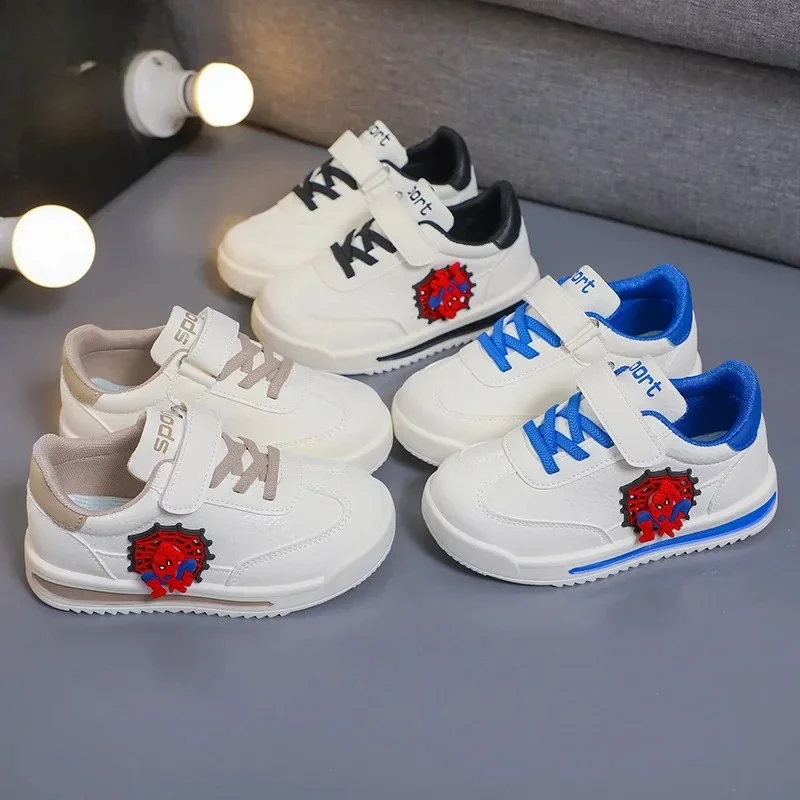 ديزني سبايدرمان 2025 أطفال أحذية رياضية من الجلد الأطفال ربيع الخريف في الهواء الطلق موضة مريحة تنفس احذية الجري غير رسمية