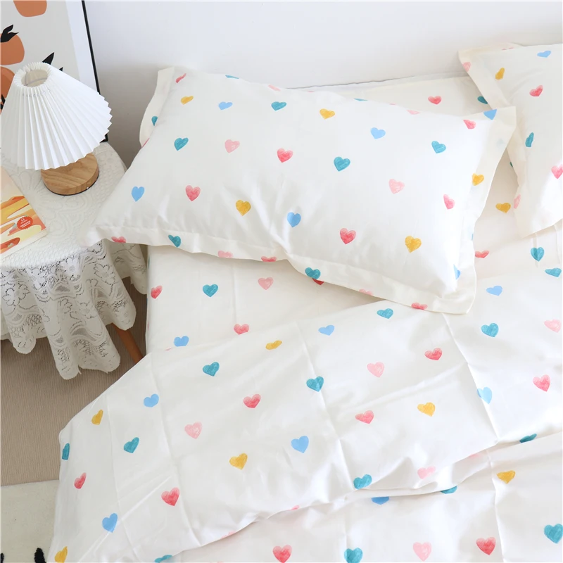 

4-Piece Comfortable Soft Pillowcase Hotel Flat Sheet Bed Fitted Modern Breathable Bedding Duvet Nordic Cotton Set 3-Piece Cover