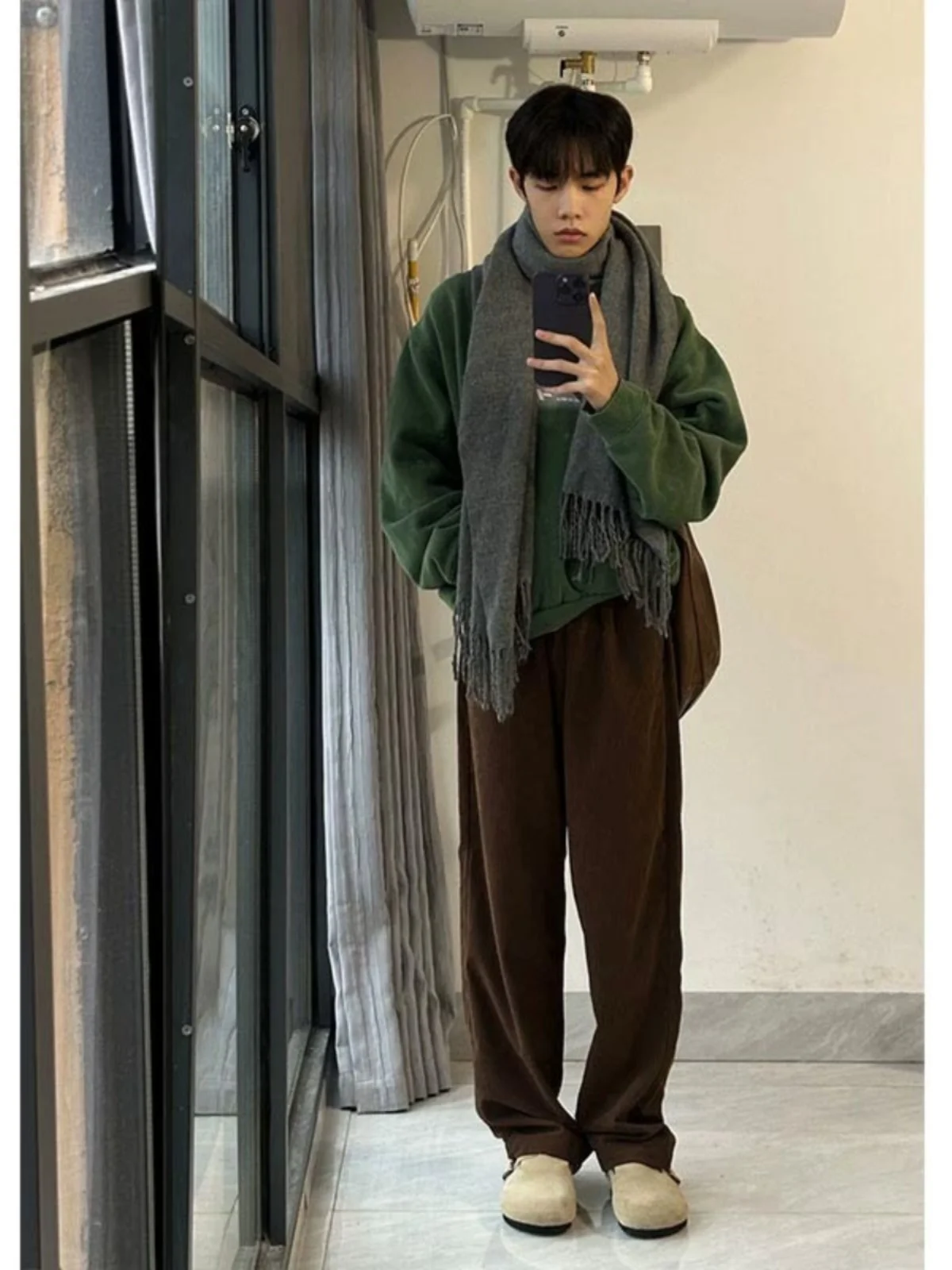 

Вельветовые мужские брюки цвета хаки, свободные винтажные американские брюки, осенне-зимние повседневные брюки, молодежный модный тренд