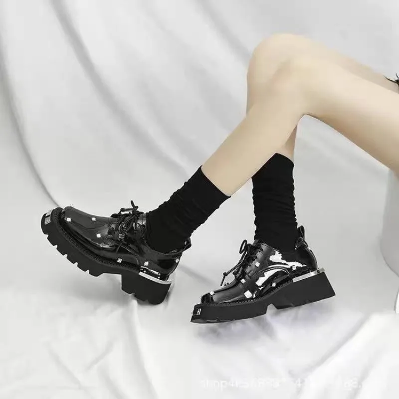 

Женские туфли на толстом каблуке, Нескользящие, с круглым носком, ремешок спереди, низкая подошва, модные, осень