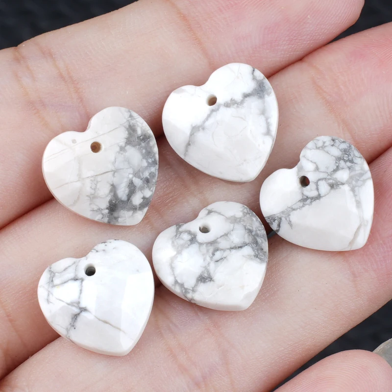 المبهر 13 مللي متر Howlite الفيروز الأوجه القلب حجر الخرز 5 قطعة كريستال سحر ل الحب صنع المجوهرات الأوجه قلادة الأحجار الكريمة #5