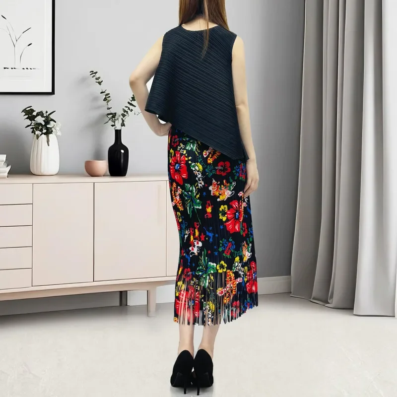 Bedrukte halterrok Rok 2025, zomer nieuwe Miyake mode opvouwbare tweedelige set dames mouwloze effen top elastische taille