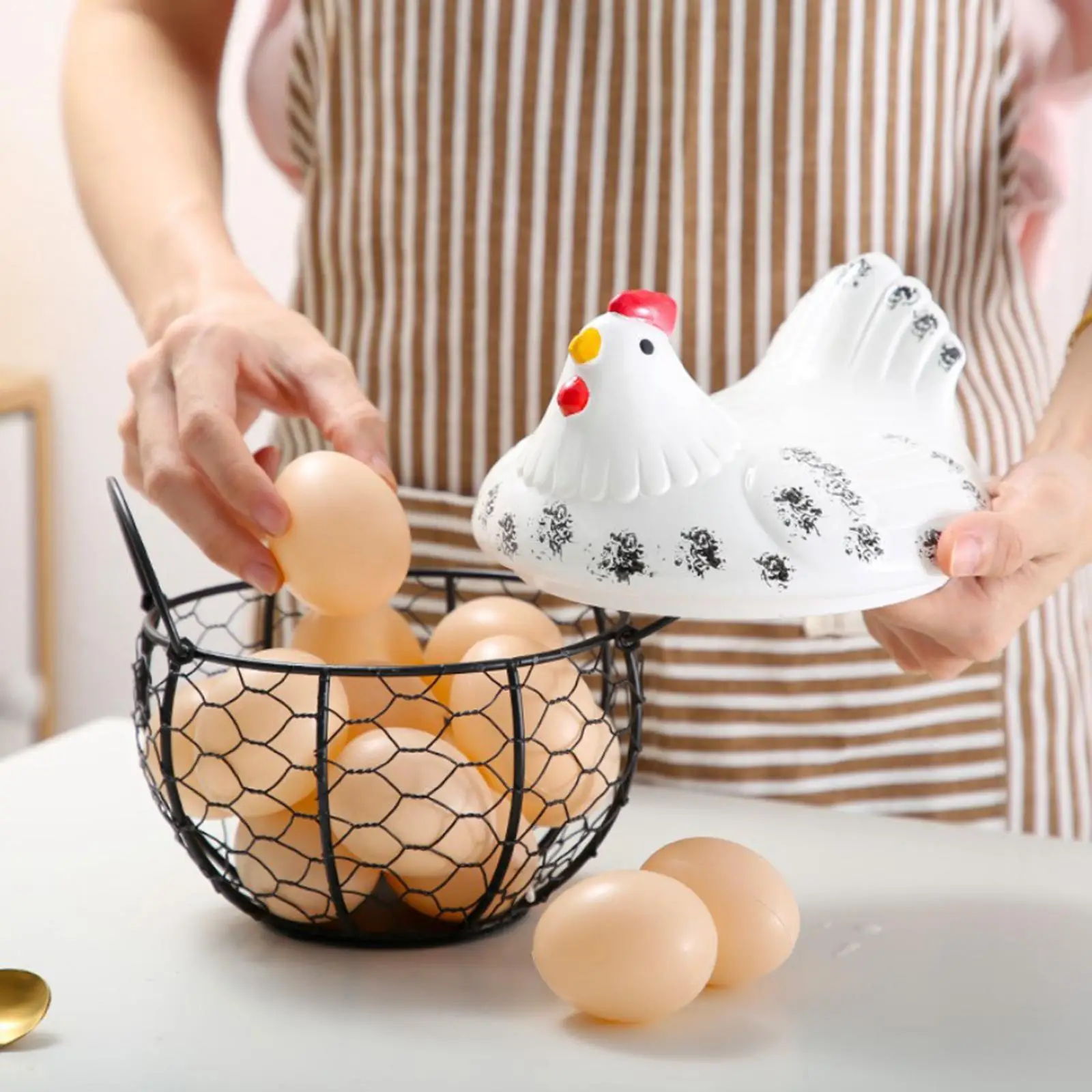 Metal Egg Storage Basket Snack Fruit Basket Collection Ceramic Hen Design