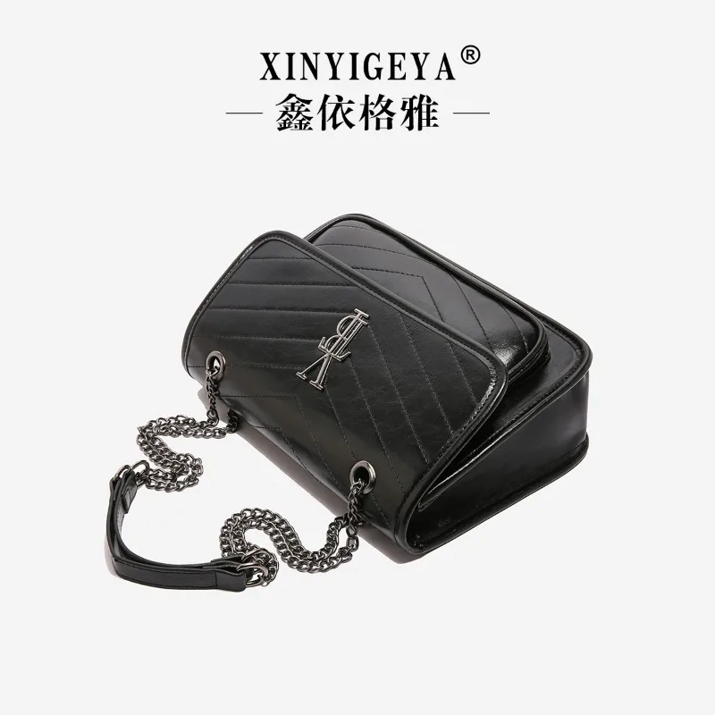 

Тенденционная текстурированная большая сумка — минималистичный винтажный кошелек через плечо с дизайнерским буквенным логотипом, роскошный повседневный покупатель для суперst