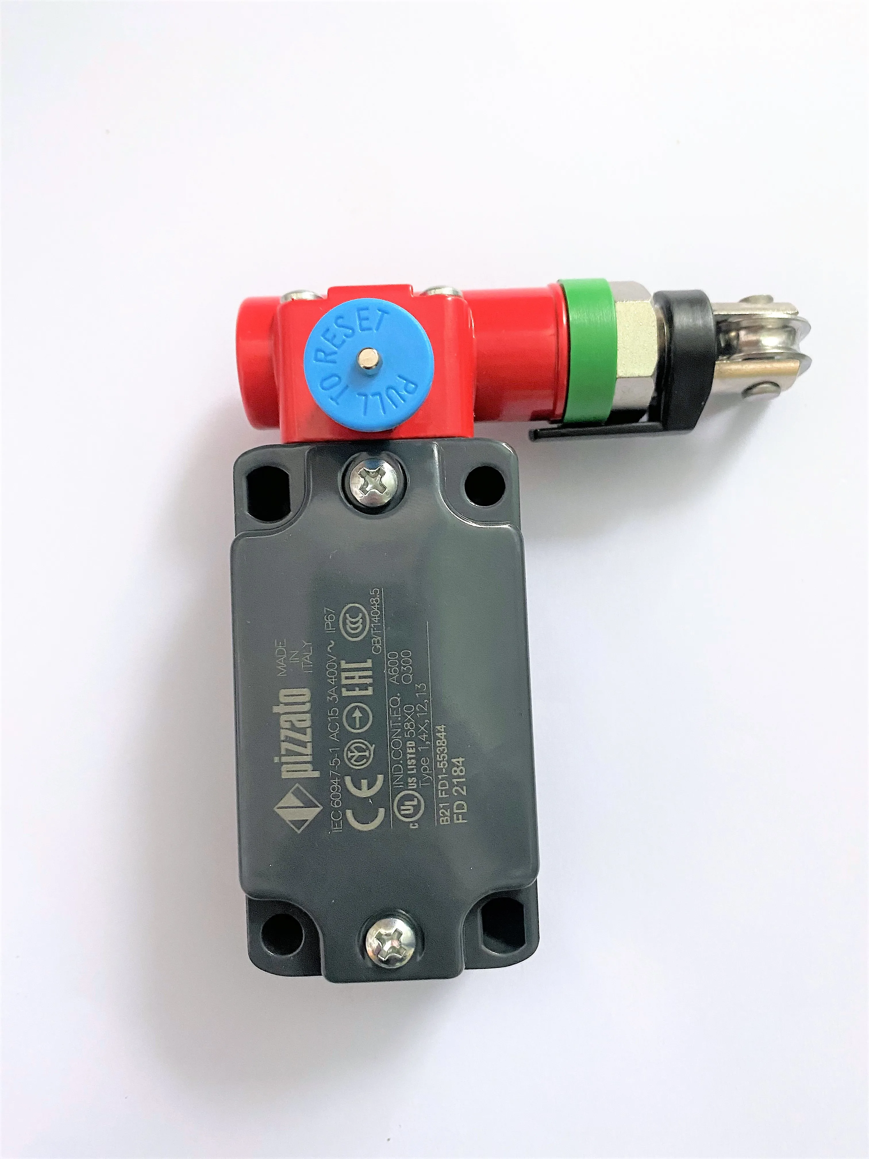 

New original Pizzato three-time -closed pull rope line switch FD2184