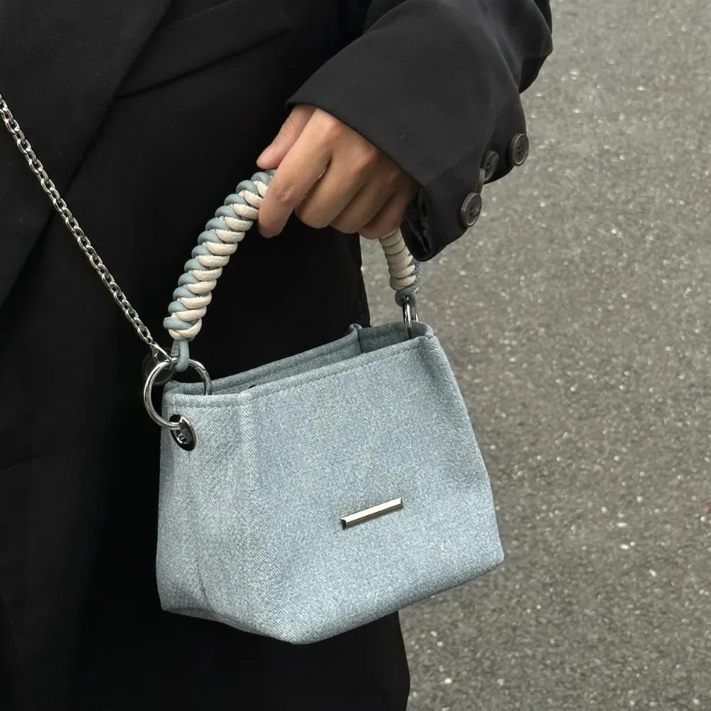 

New Simple Design Canvas Handbag Small Bag Women's New Commuting Chain Handbag Denim Shoulder Crossbody Bag
