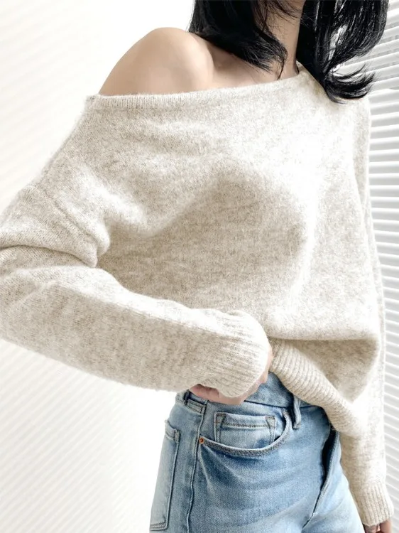 Korean Design Sensual Shoulder Bared One-Shoulder Asymmetrical Loose Women's Sweater Casual Chic Style French Style Loose Fit