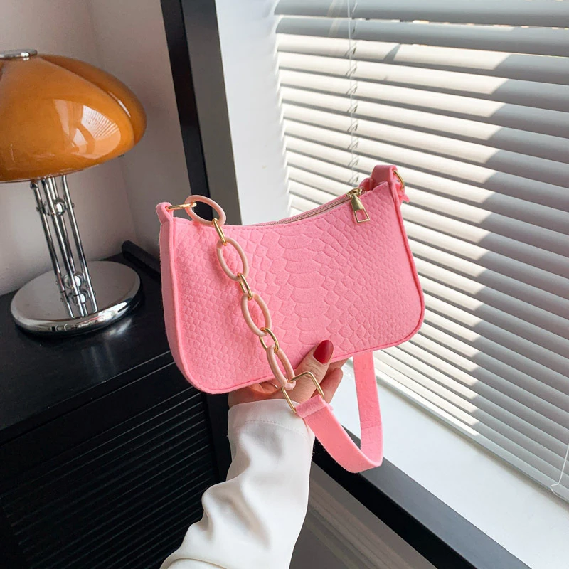 

Fashion Felt Shoulder Bags For Women Women's Subaxillary Bag Design Advanced Texture Armpit Handbags Purses Crescent Saddle Bag