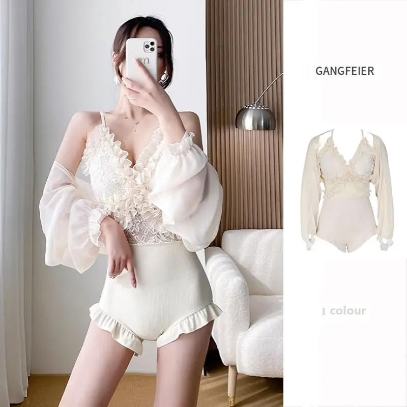 2023 New Summer Elegant V-Neck Spliced Wood Ear Edge Lace Hollow Back Strap Small Shirt Sun Protection Bikini Two Piece Set