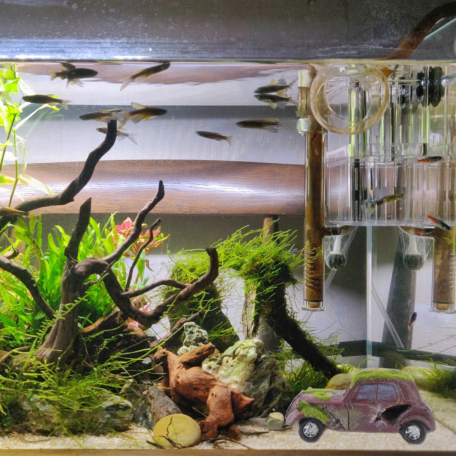 

Aquarium Ornament Decoration Fish Tank Decor Resin Based Old Car Creates Realistic Underwater Scene for Pets