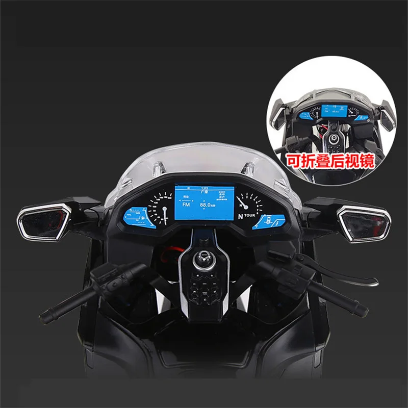 1:9 HONDA Gold Wing GL1800 Modello di moto sportiva in lega Diecast in metallo Street Touring Modello di moto Suono Luce Giocattolo per bambini Regalo