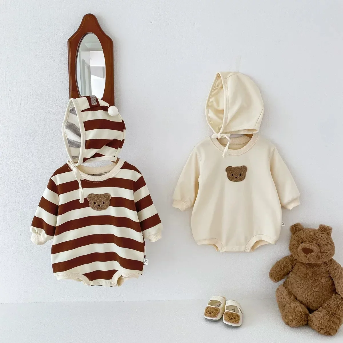 

1-3 Years old Ins Spring Autumn Rompers Onesies Cute Floral Long-sleeved Hooded Bear Baby Bag Boy Girls Crawl Clothes