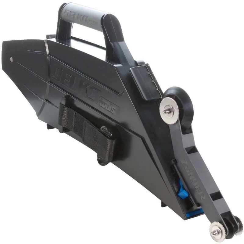 بواسطة Delko Tools أداة تسجيل الحوائط الجافة البانجو مع أداة توزيع مزدوجة الأطراف حاصلة على براءة اختراع لكل من المفاصل المسطحة والداخلية. ZÜNDER i