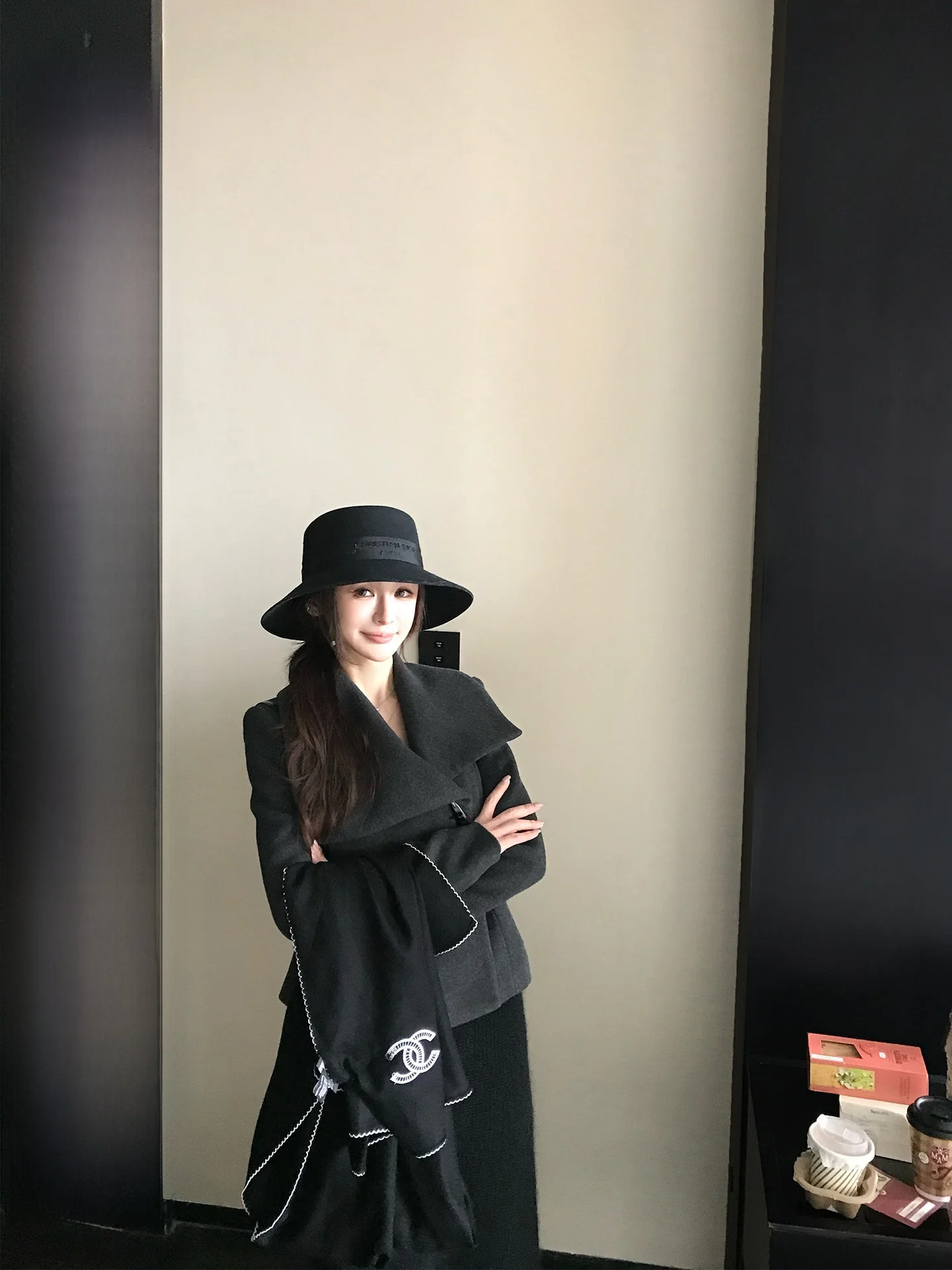 

Женский шерстяной жилет Skk Store: высококачественный, приталенный, с цветочным узором по подолу, в стиле французской моды, повседневная верхняя одежда