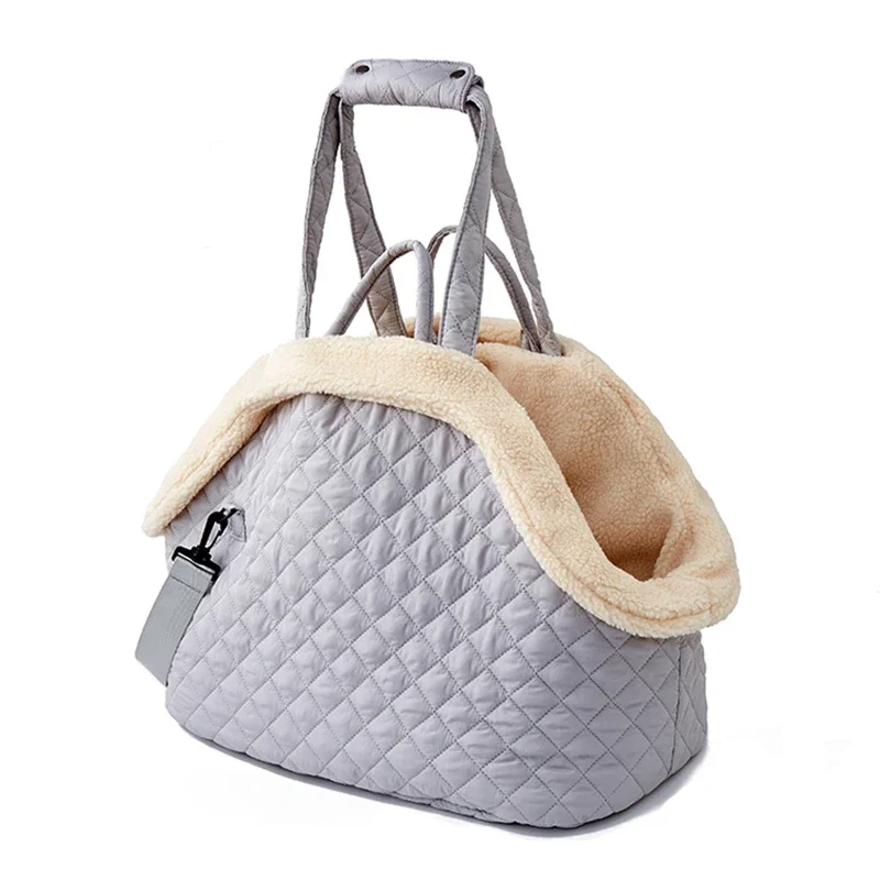 Pet Carrier for Cat or Small Dogs Fashion Quilted Dog Bags Big Capacity Light Weight Soft Warm Dog Carrier with Removable Lining