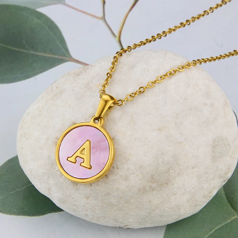 Stylish Pink Gold plated Stainless Steel Shell 26 Letter Round Pendant Necklace Elegant Women Clavicle Chain Party Jewelry Gift