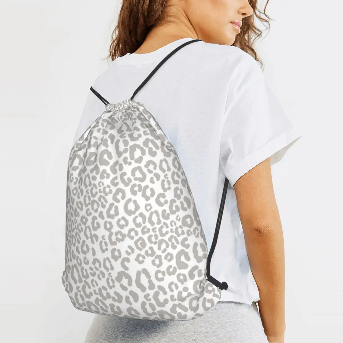 Light Leopard Pattern Backpacks Fashion Drawstring Bags Sports Bag Book Bags for Man Woman Students