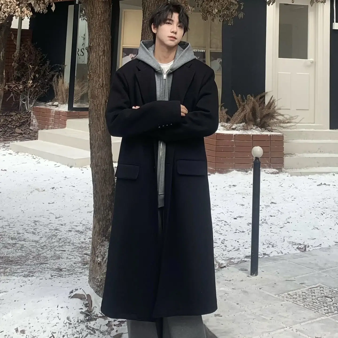 

Wool Blend Thermal Top Man Mans Halter Neck Bare Sexy Alluring Attractive Appealing Charming Magnetic Drawing Compelling Fashion