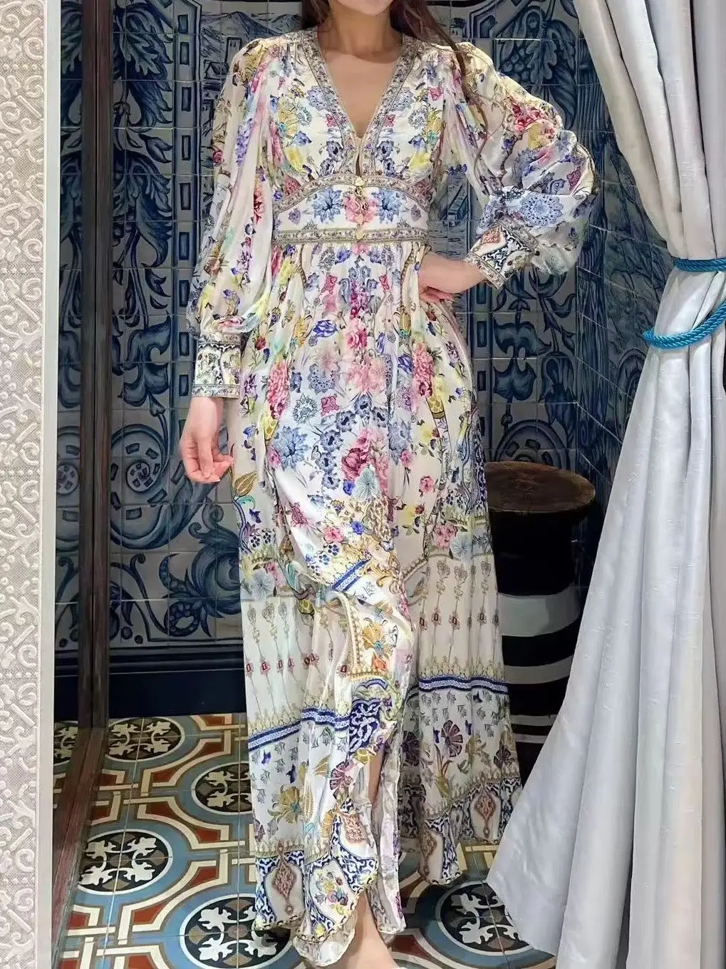 

Colorful Flower Print Female Maxi Dress 100% Silk V-Neck Lantern Sleeve Single Breasted Fashion Robe