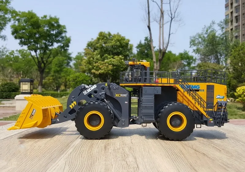 Collectible Alloy Model Gift 1:43 Scale XCMG XC9350 Wheel Loader Engineering Machinery Vehicles DieCast Toy Model For Decoration