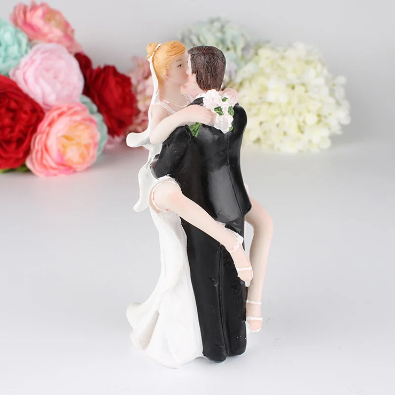 Decoration Resin Bride and Groom Wedding Celebration Gift Decoration Crafts Sweet Couple