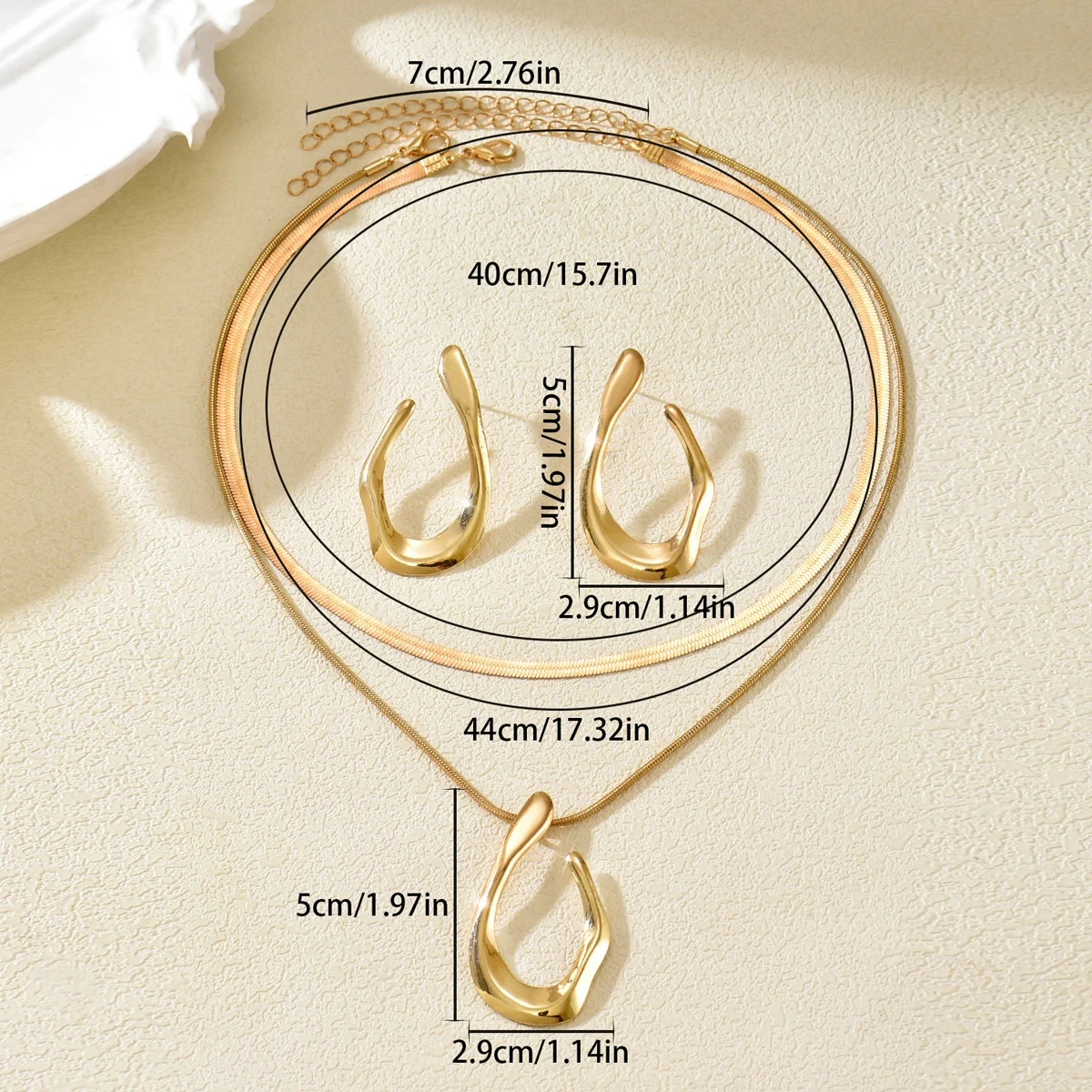 3-teiliges Set Modischer Goldfarben Ovaler Anhänger Halskette Ohrringe Schmuckset für Frauen Luxuriöses Übertriebenes Hochzeits-Party-Geschenk – Detail 5